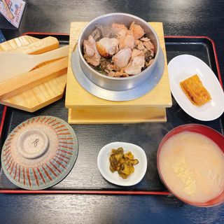 鳥舞茸山菜釜飯(いいやま亭 )