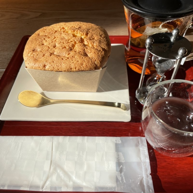 焼きたて たねやカステラ(ラ・コリーナ 近江八幡店 （La Collina）)