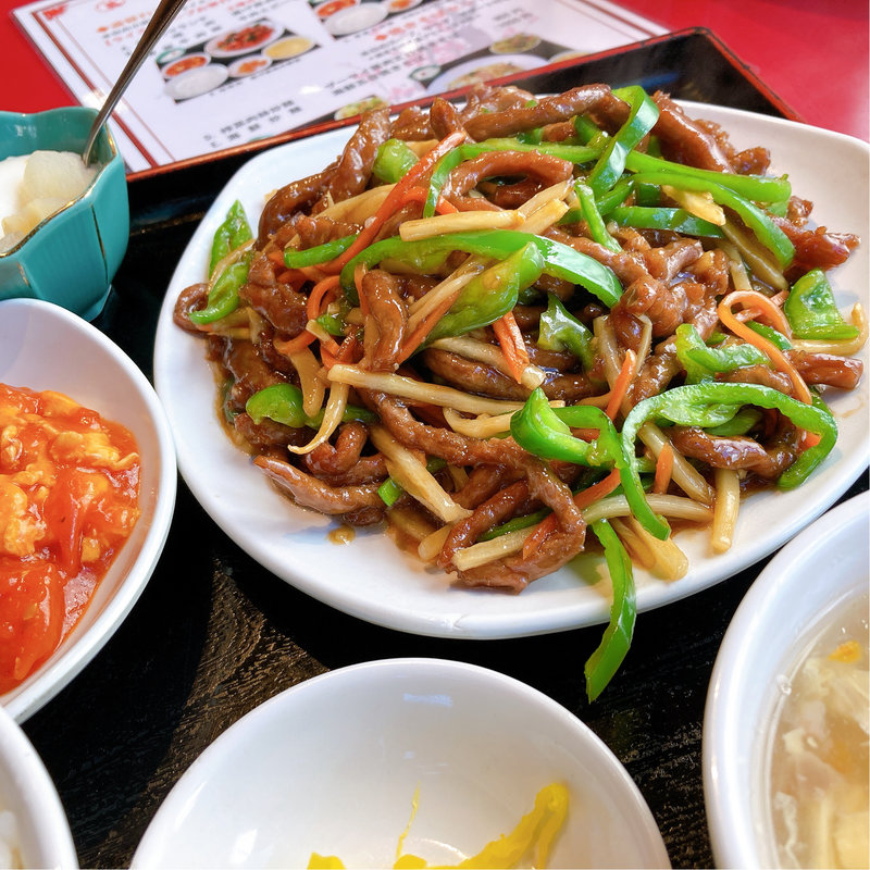 牛肉とピーマン細切り炒め(永利 豊洲駅前2号店)