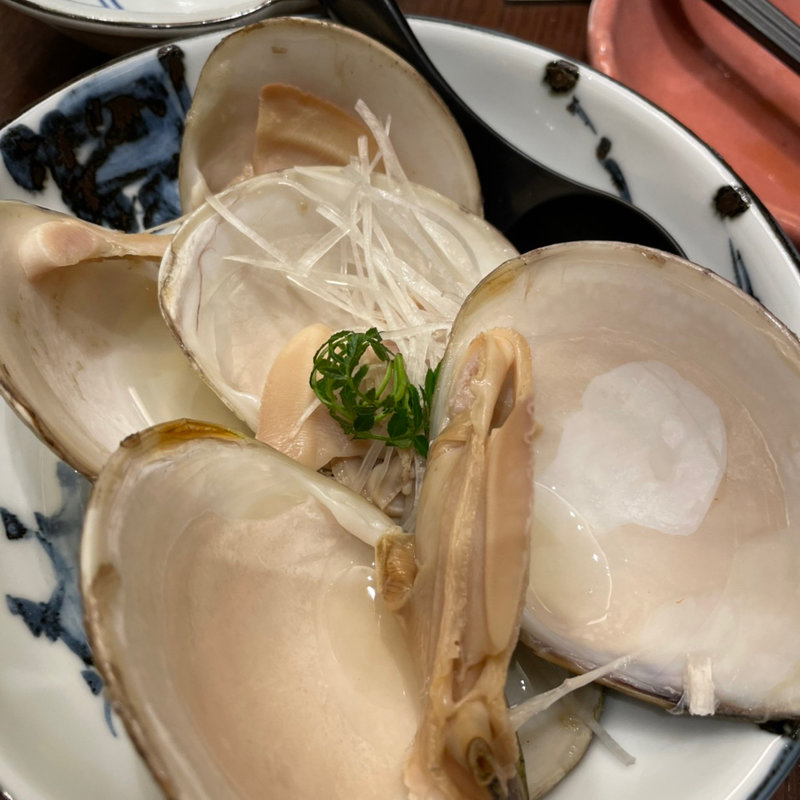 蛤の酒蒸し(九頭龍蕎麦 ムスブ田町店)