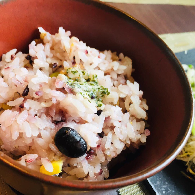 雑穀豆ごはん(Kokoya de kobayashi)