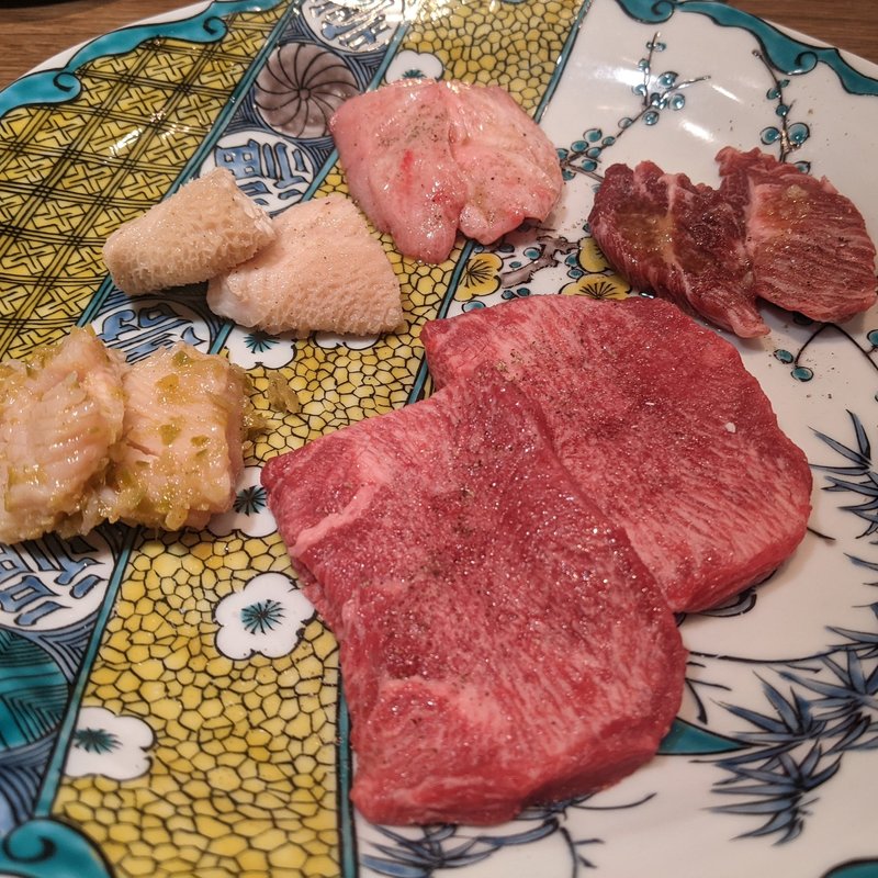 特選塩ほるもん5種(にくがとう33895)