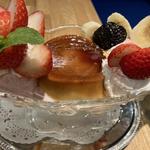 苺プリンアラモード