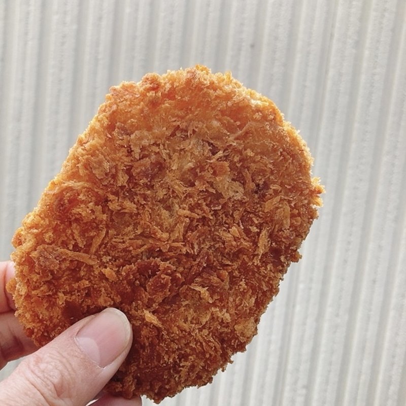 牛肉コロッケ(肉のとみや毘沙門総本店)