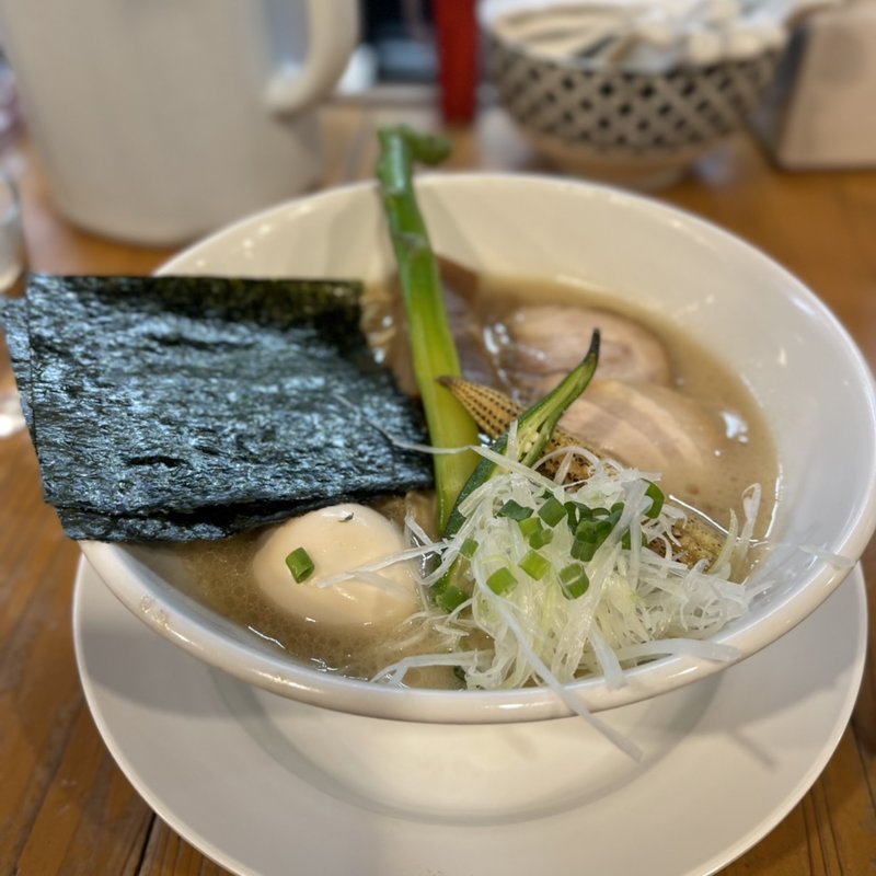 特製豚白湯(ろく月 )