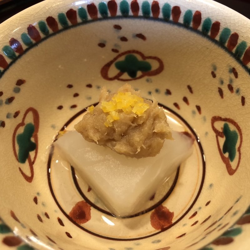 天カブのふろふきと鯛味噌(日本料理　おかざき )