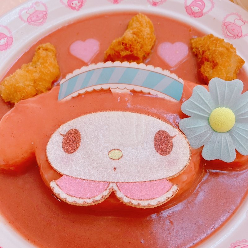 フラワーマイメロディのエビフライピンクカレー(サンリオピューロランド)