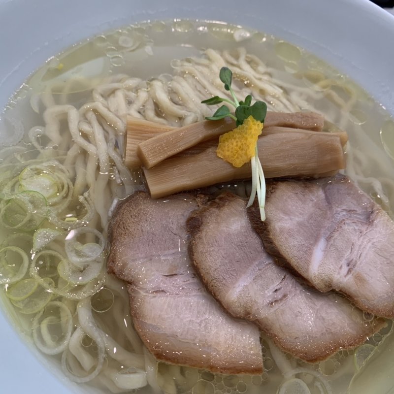会津地鶏と帆立の塩らぁめん（中太麺）(うえんで喜多方店)