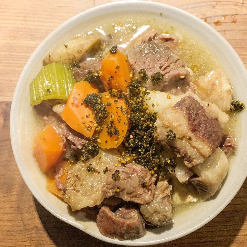 スネ肉の煮込み(かがやき)