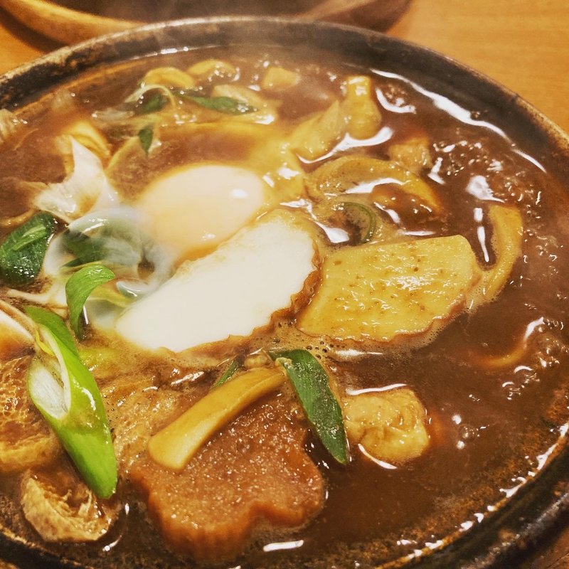 味噌煮込みうどん(味噌にこみ たから)