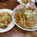 チャーシューメン 半チャーハン