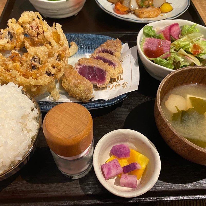 三崎マグロレアカツ(海沿いの キコリ食堂)