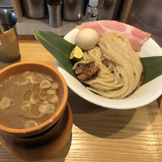 鶏豚濃コクつけ麺　半熟味玉(麺つむぎ 東大阪)