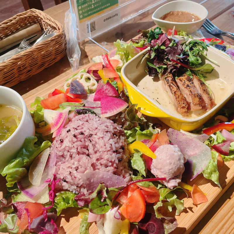 とりももハーブソテーサラダプレート(旬菜野菜 旨味食堂 べじ吉 福島店)