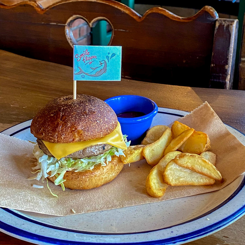 チーズバーガー(ふりっぱー)