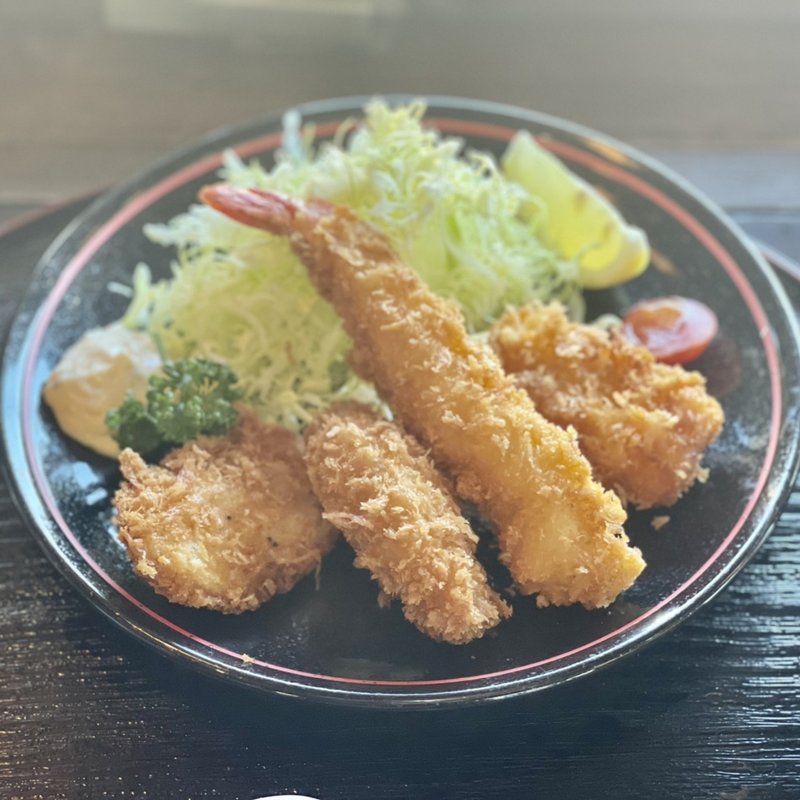 ミックスフライ定食(地魚料理　信 （【旧店名】小磯丸）)