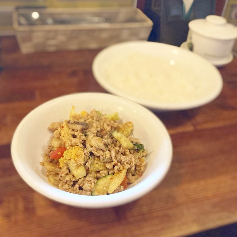 今月のアロイ（ひき肉のクアクリン）(タイカリーピキヌー )