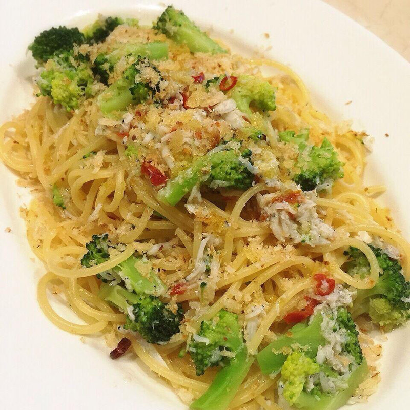 しらすとブロッコリーのスパゲティドライトマト風味(セントベーネ （Sento Bene）)