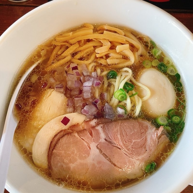 特製貝出汁中華そば（醤油）(うみ虎)