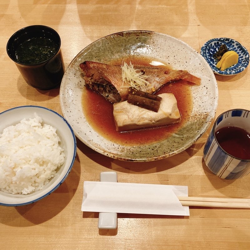 煮魚定食（赤魚）(食彩わらび亭)
