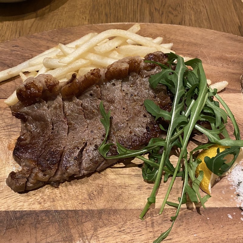 牛サーロインのステーキ(Bb26)