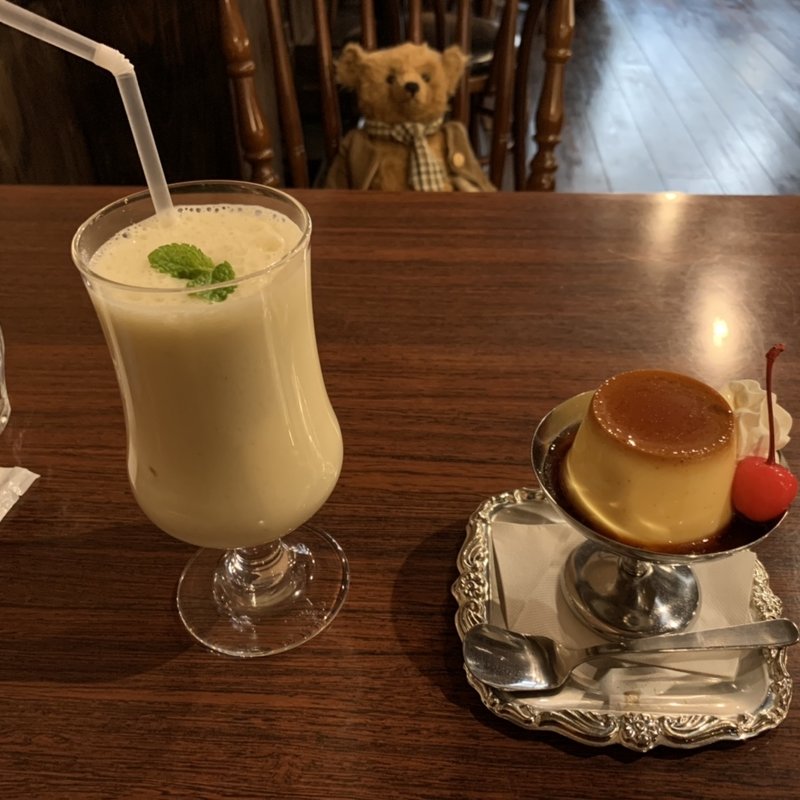 ミックスジュースとプリン(もなど喫茶店)