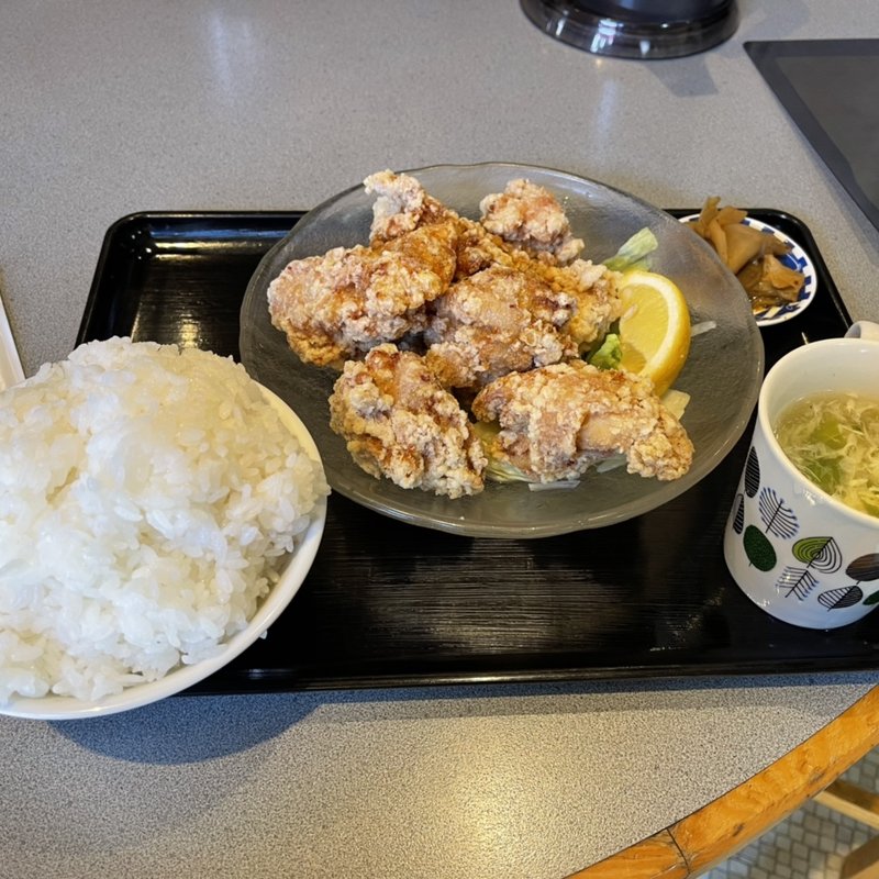 からあげ定食(5匹のこぶた)