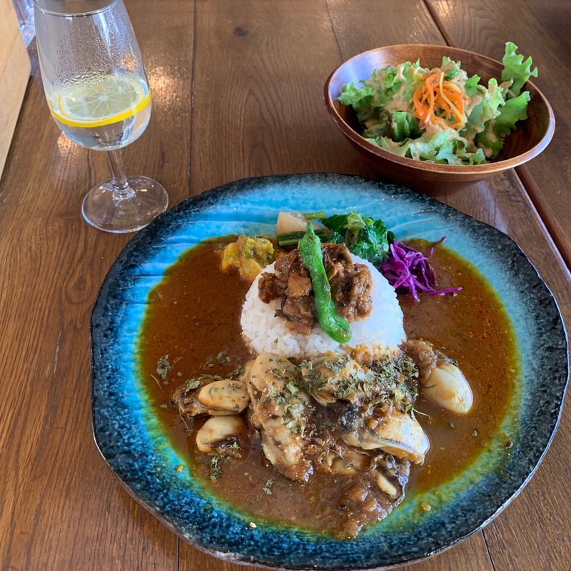 プレミアムスパイスカレー(伊万里湾カキ10個)(オイスターバー COVO)