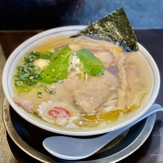 丸鶏ラーメン(戸田塩)(麺奏 弥栄 （iyasaka）)