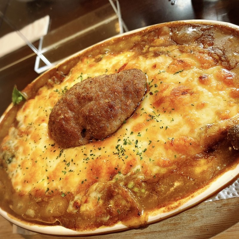 焼きカレー大（サラダ付き）ハンバーグのせ(ういるびー )