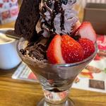 苺チョコOnlyパフェ