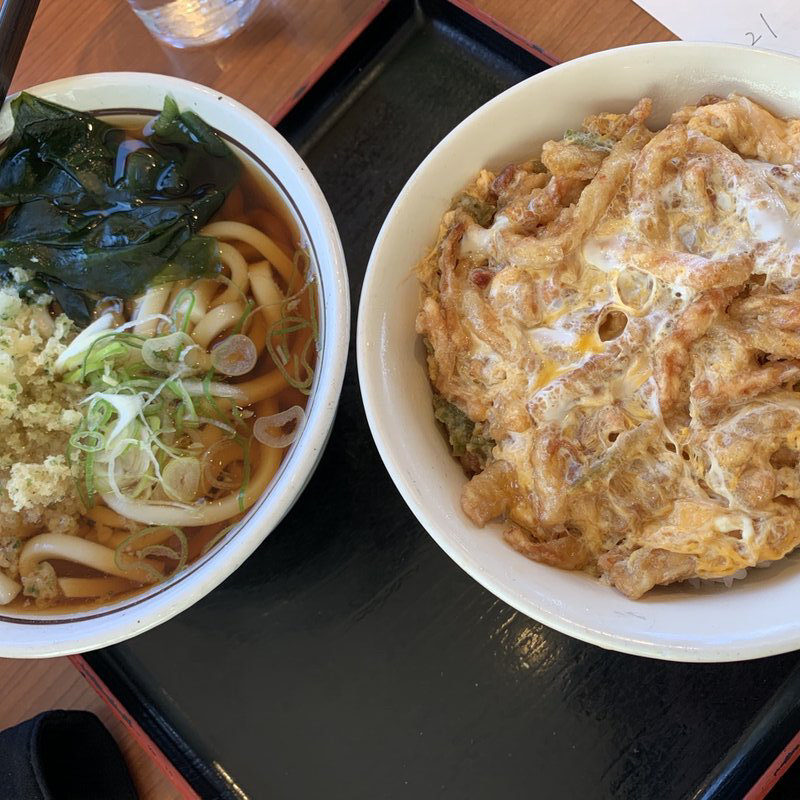 かき揚げ丼セット(山田うどん食堂 亀井野店)