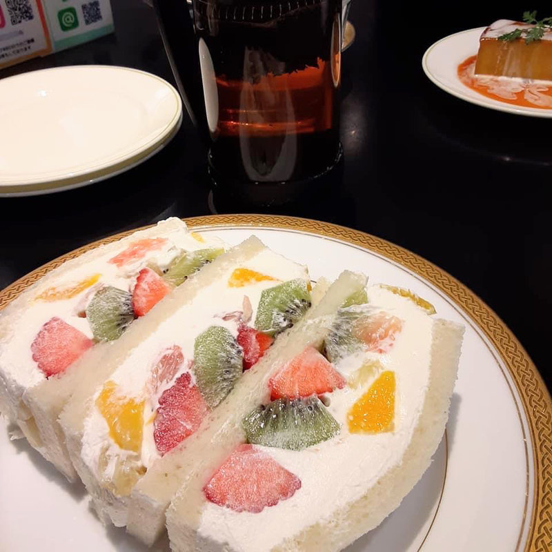 スペシャルフルーツサンド(8010 （パレット）)