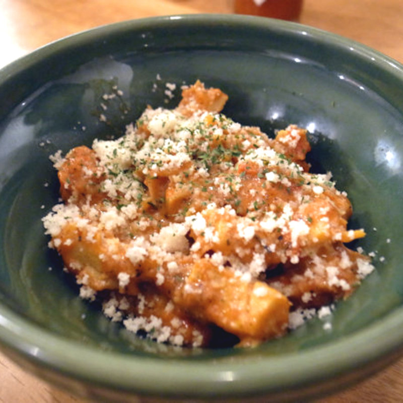 名物トリッパのトマト煮込み(立呑みソルト)