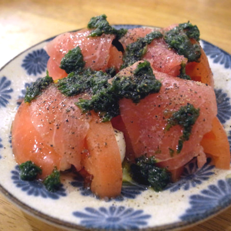 トマトと生ハムとモッツァレラのカプレーゼ(立呑みソルト)