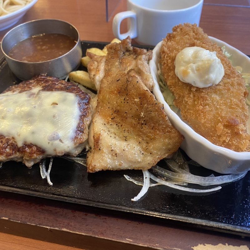 ボリュームランチ(ビッグボーイ ダイニング早稲田店)