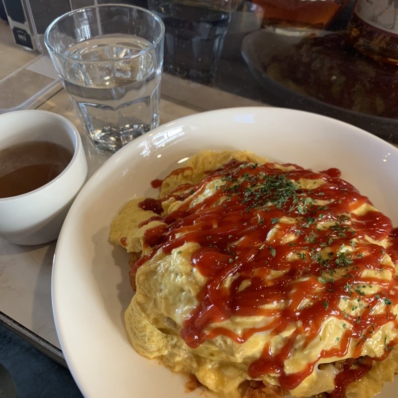 オムライス大盛(縁にし)