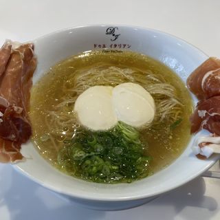 らぁ麺"生ハム"フロマージュ(黄金の塩らぁ麺 ドゥエ イタリアン H.y Park Hisaya店)