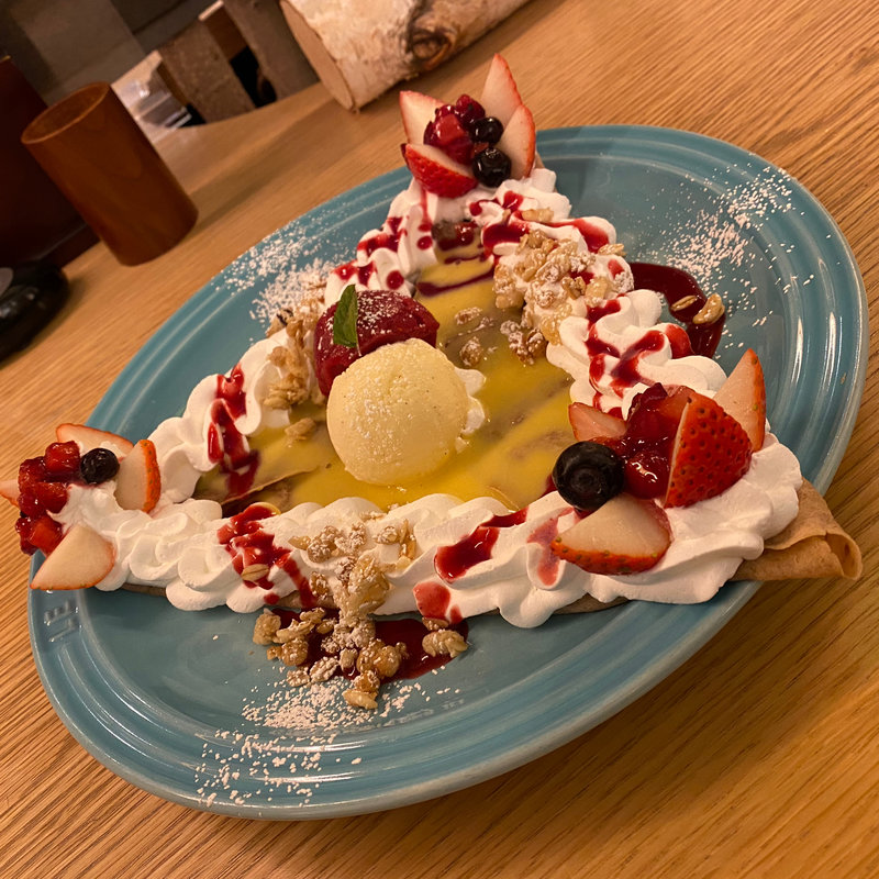 ベリーベリークレープ(むさしの森珈琲)