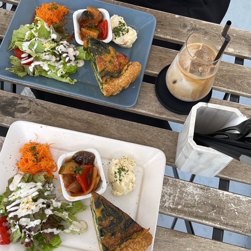 Aランチ キッシュプレート(+3k.CAFE)