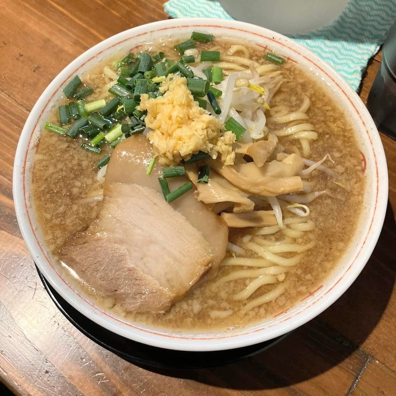 にんにく背脂しょうゆラーメン(スタミナススム)