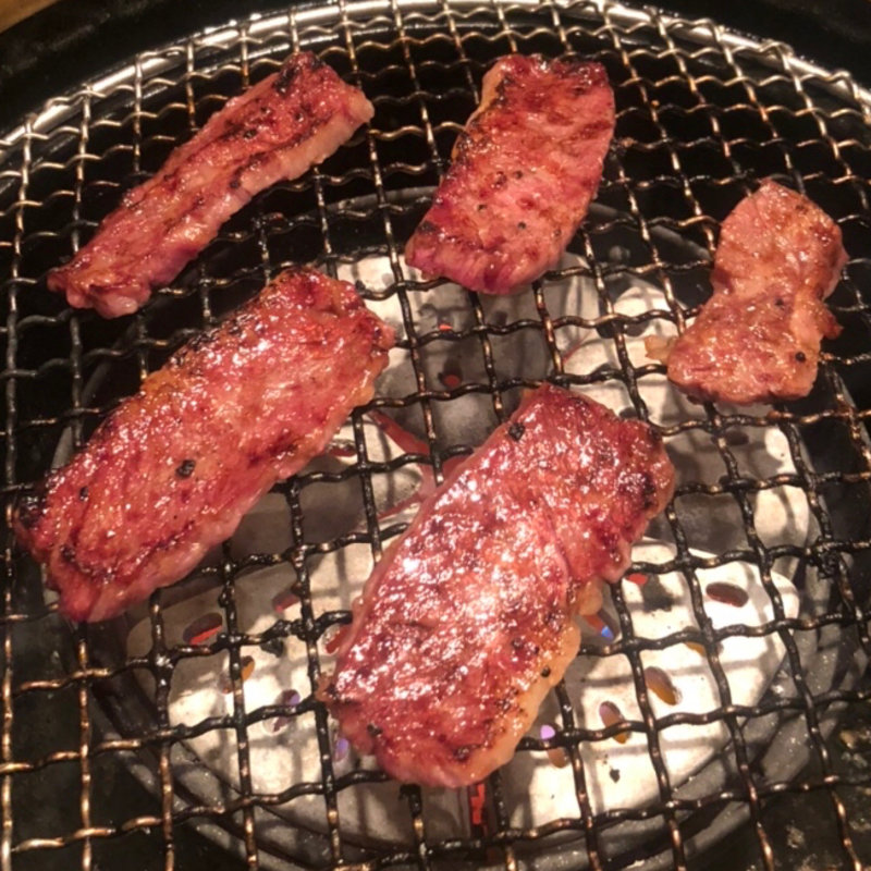 特上ハラミ（塩orタレ）(焼肉 しゃぶしゃぶ びーふてい)