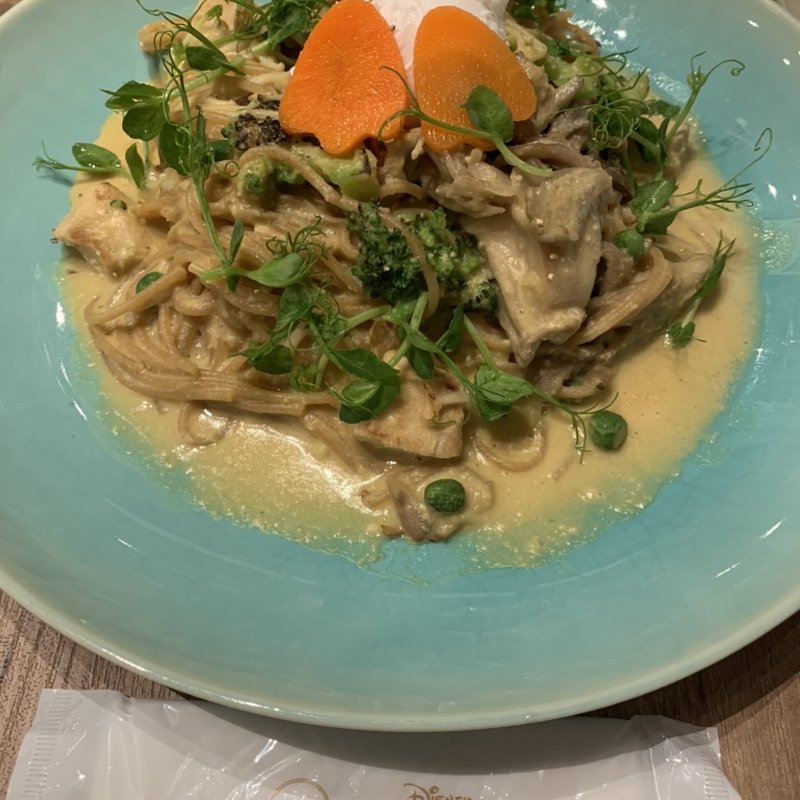 うっかりフィッシャーマンの全粒粉カルボナーラ(ディズニー　ハーベストマーケット)