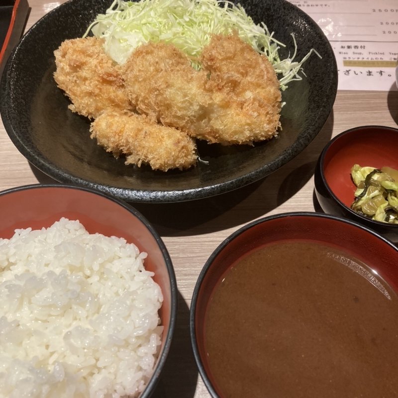 ヒレかつ(とんかつ武蔵野(むさしの))