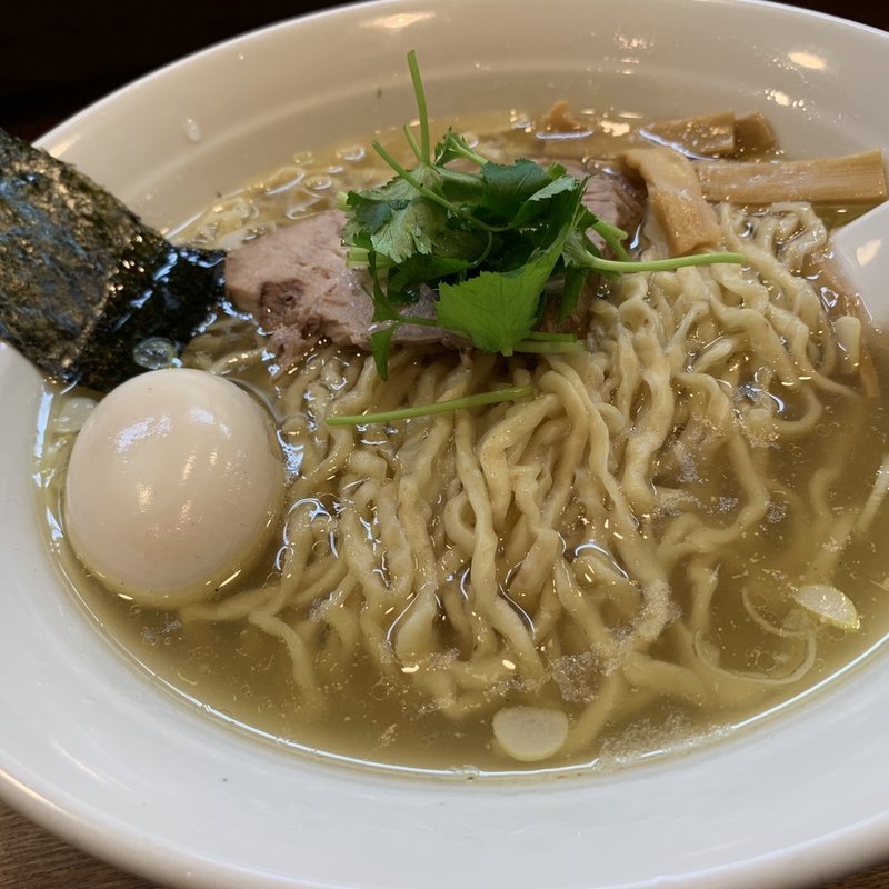 味玉塩ラーメン(らぁめん山と樹)