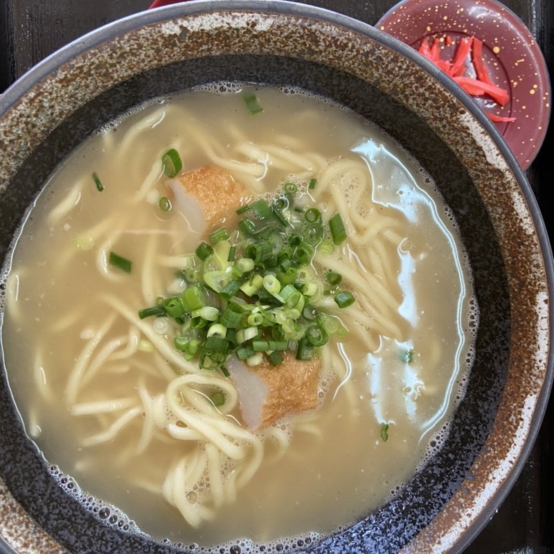 元祖鶏宮古そば　中(中休味商店 （ナカヤスミショウテン）)