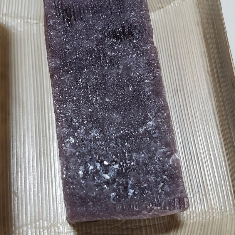 本煉羊羹

(玉嶋屋 )