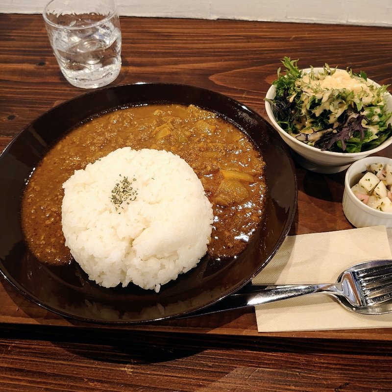 常陸牛のキーマカレーセット(カフェ・ポステン )