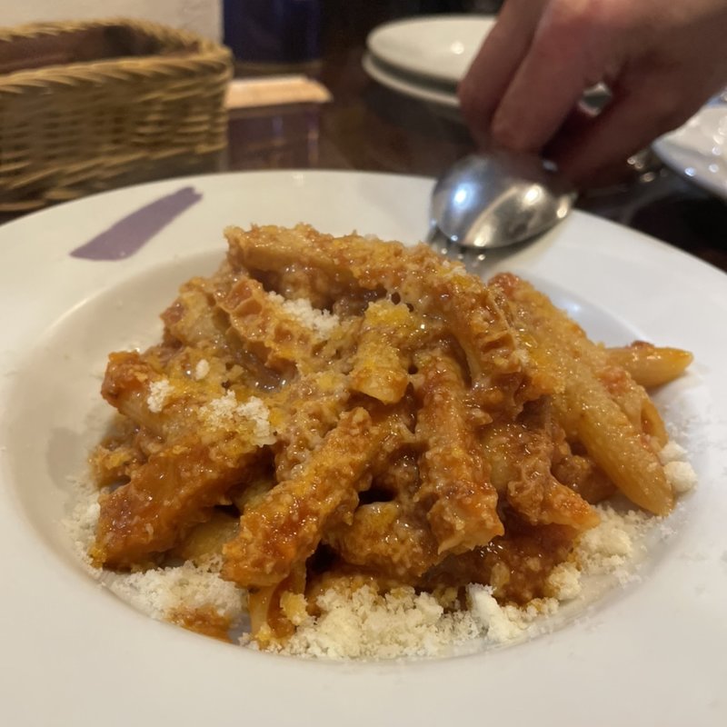 トリッパとトマトのペンネ(カルボナイオ)