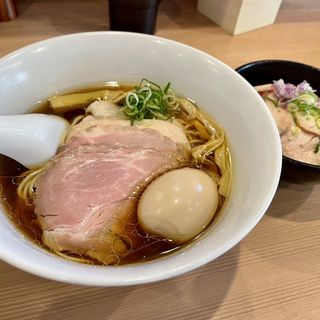 醤油らぁ麺(らぁ麺 みうら)